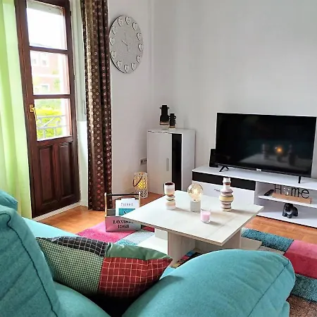 Coquetty Housing In Santander Bay *