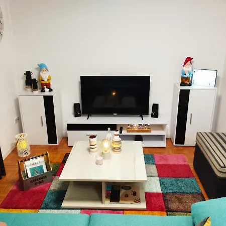 Coquetty Housing In Santander Bay *