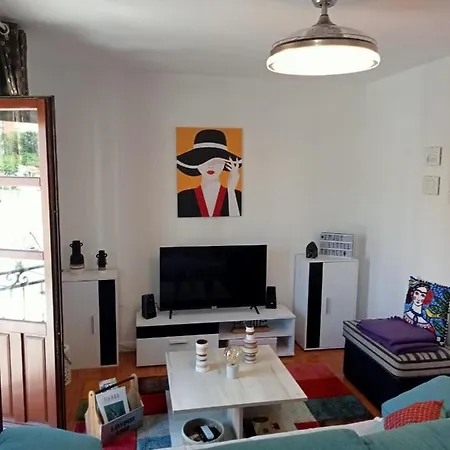 Coquetty Housing In Santander Bay *