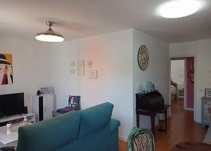 Coquetty Housing In Santander Bay *