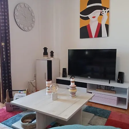 Coquetty Housing In Santander Bay