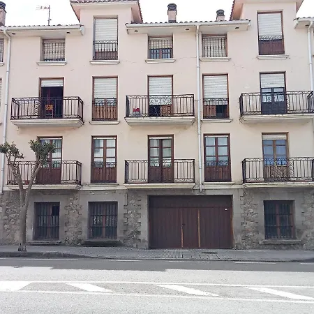 Coquetty Housing In Santander Bay
