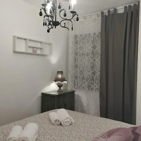 Coquetty Housing In Santander Bay El Astillero