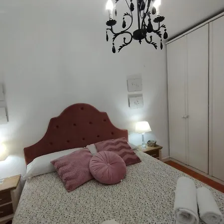 Coquetty Housing In Santander Bay *