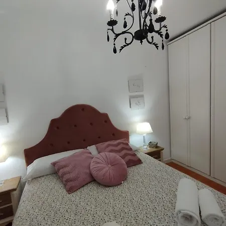 Coquetty Housing In Santander Bay El Astillero