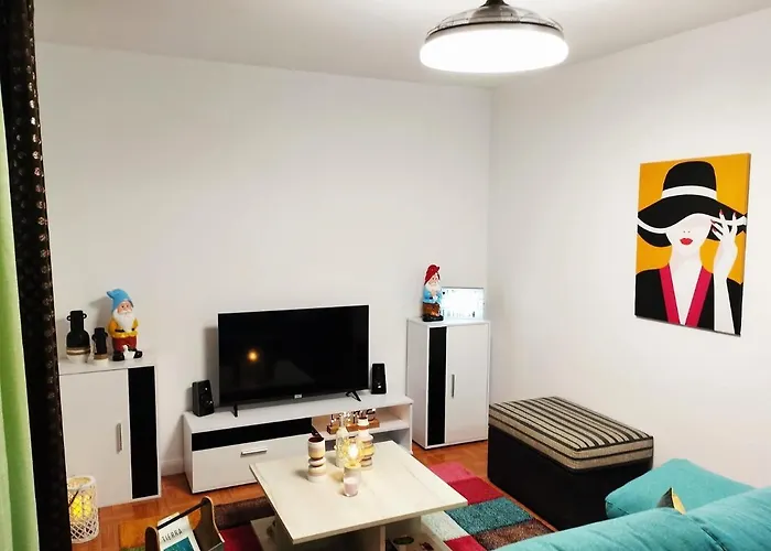 Coquetty Housing In Santander Bay El Astillero