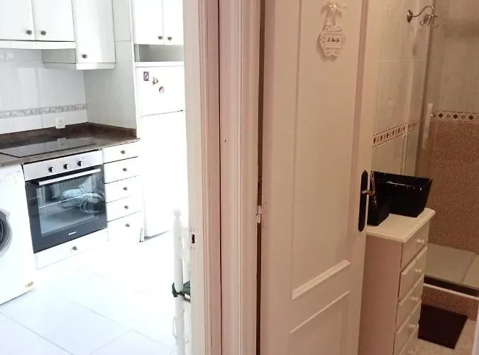 Coquetty Housing In Santander Bay * El Astillero